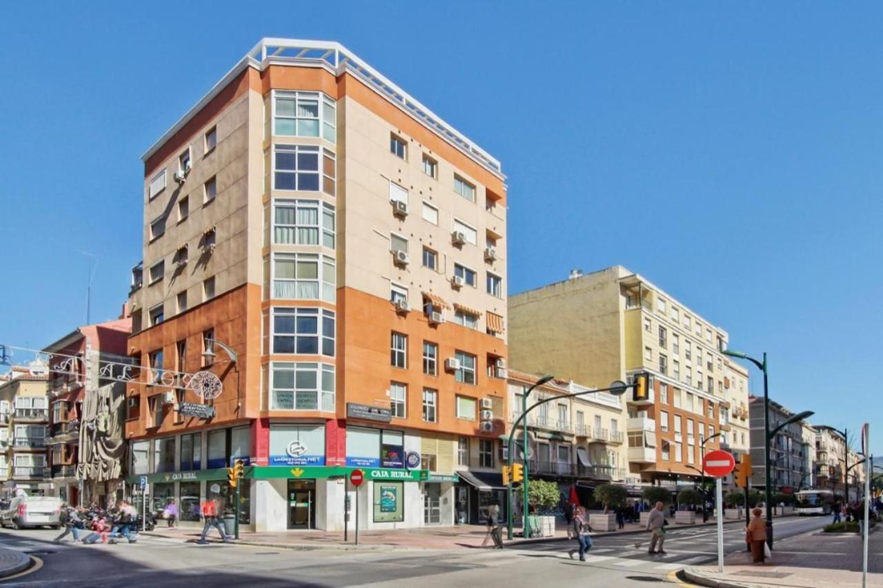 Apartamento En Calle Cuarteles De Dos Habitaciones Малага Экстерьер фото